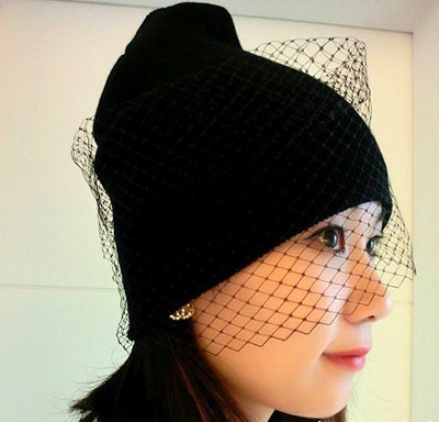 

Free shipping 1pcs Europe and the United States winter fall net yarn knitted caps,Hat restoring ancient ways wholesale, Black