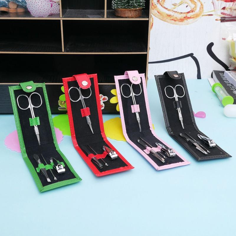 

4pcs Manicure Nail Clipper Set Household Stainless Steel Ear Spoon Nail Clippers Manicure Tool Pedicure Scissor