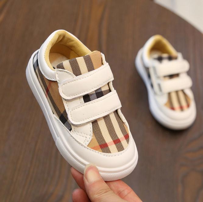 

Children Sneakers Autumn Kids Small White Shoes Boys Wear-resisting Breathe All-match Flat Sports Shoes size 21-30, Black