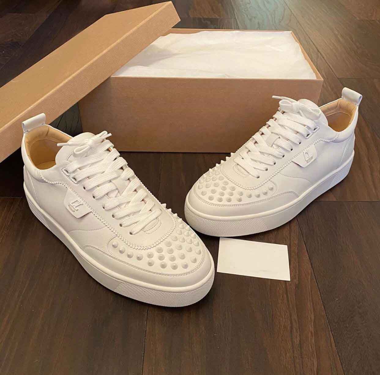 Top Marque Qualité 2020 Hommes Femmes Haut Bas Bas Spikes Red Designer Chaussures Sneaker Hommes, Femmes Red Sole Party Casual mariage EU35-47