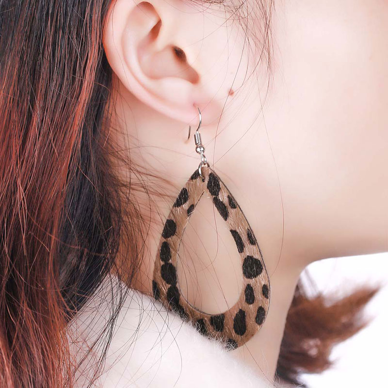 

Hot Sale New PU Leather Dangle Earrings Bohemian Female Leopard Waterdrop Earring For Elegant Girls Women Jewelry Gift