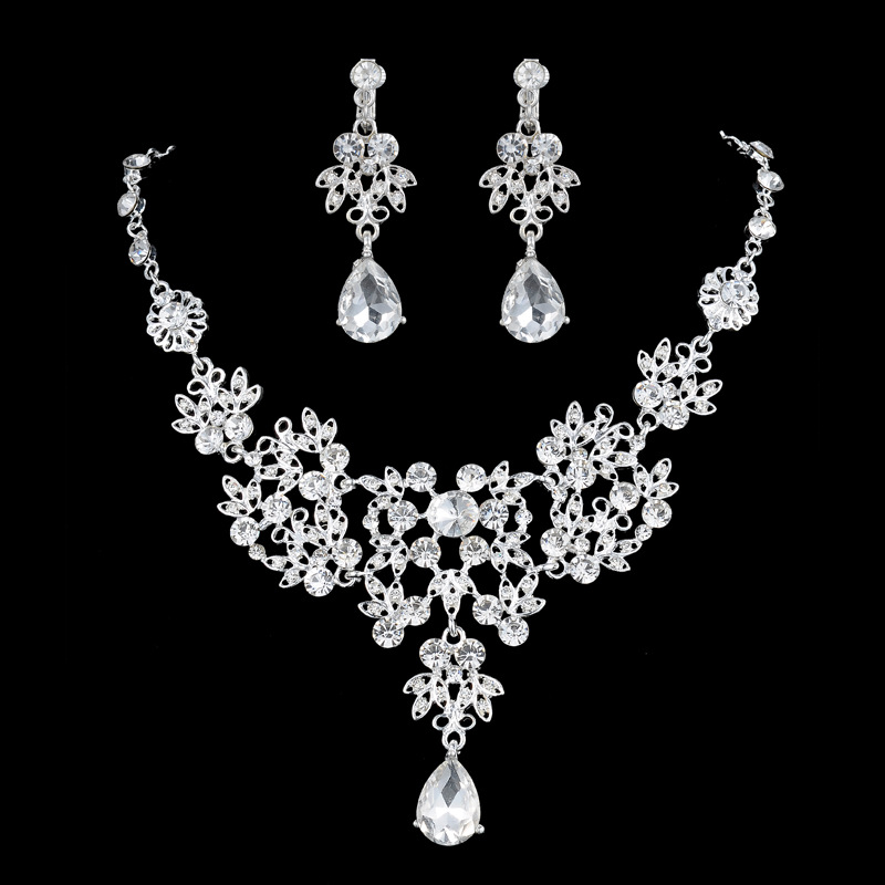 

wholesale Bridal jewelry necklace wholesale Korean edition accessories foreign trade Europe andtwo sets of rhinestone alloy jewelry set, White
