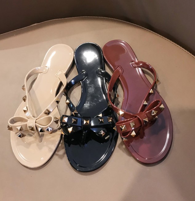 

Women Designer Sandals Rivets Brands Bow Knot Flat Slippers Sandal Studded Girl Shoes Cool Beach Jelly Platform Slides Lady Flip Flops 35-41, Dark burgundy