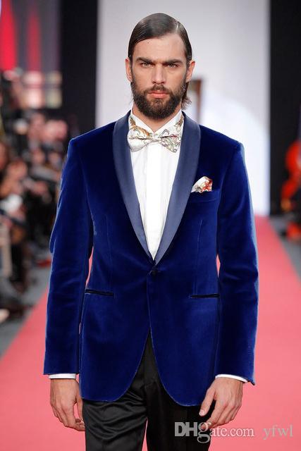 

Classic Velveteen tuxedos groom wedding men suits mens wedding suits tuxedo costumes de smoking pour hommes men(Jacket+Pants+Tie) 32, Same as image