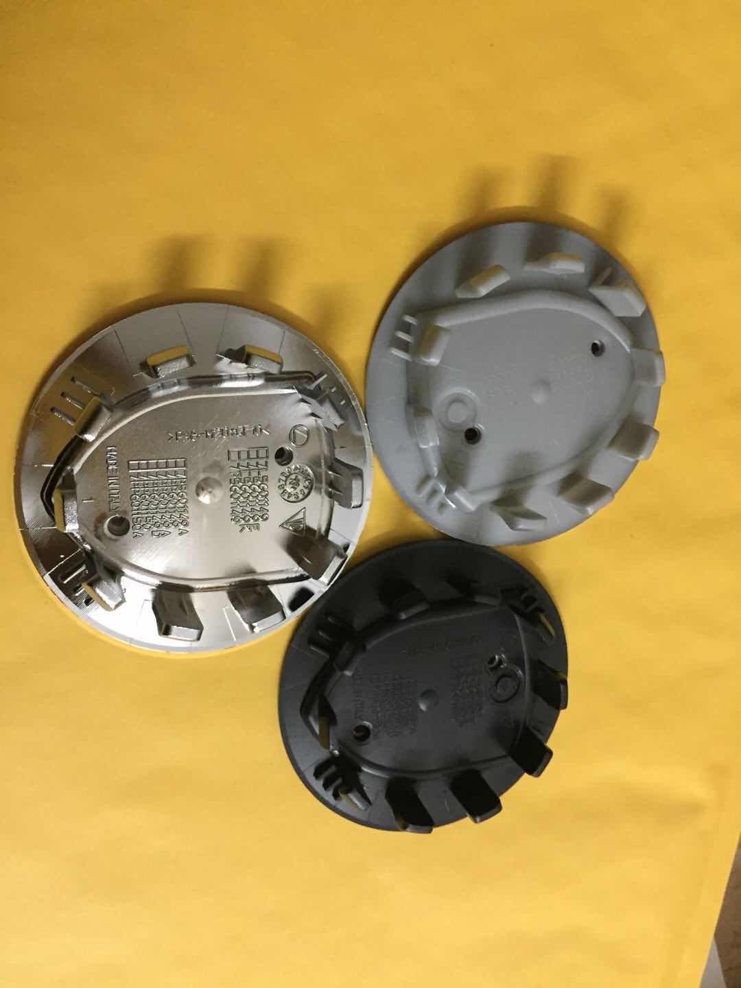 

911 Cayman Carrera Cayenne Wheel Center Caps OEM 7L5601149, 7P5601149A