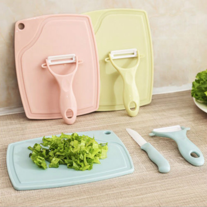 

Ultra Sharp White Blade Ceramic Kitchen Chef Set peeler and Cutting board