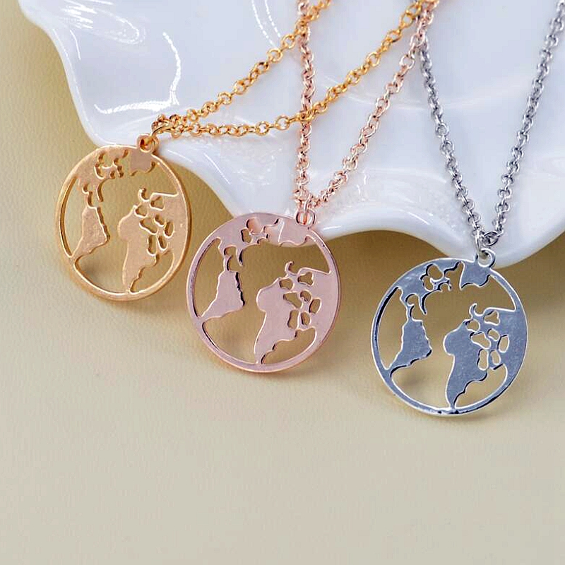 

20PCS/lots Retro Fashion World Map Round Pendant Necklace Women Creative Clavicle Choker Statement Necklace 3color