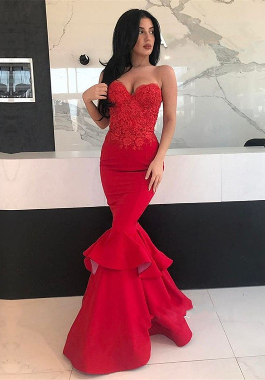 

Red Evening Dresses Mermaid Lace Appliqued Sweetheart Tiered Long Prom Gowns, Light yellow