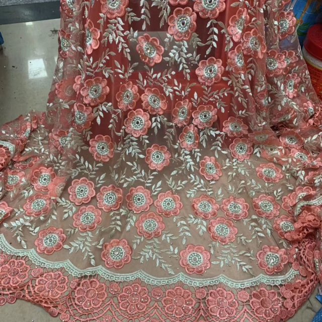 

2020 High Quality 3D African Nigerian Lace Fabrics with Rhinestones, Embroidered Beautiful Flower French Net Lace, Water Soluble