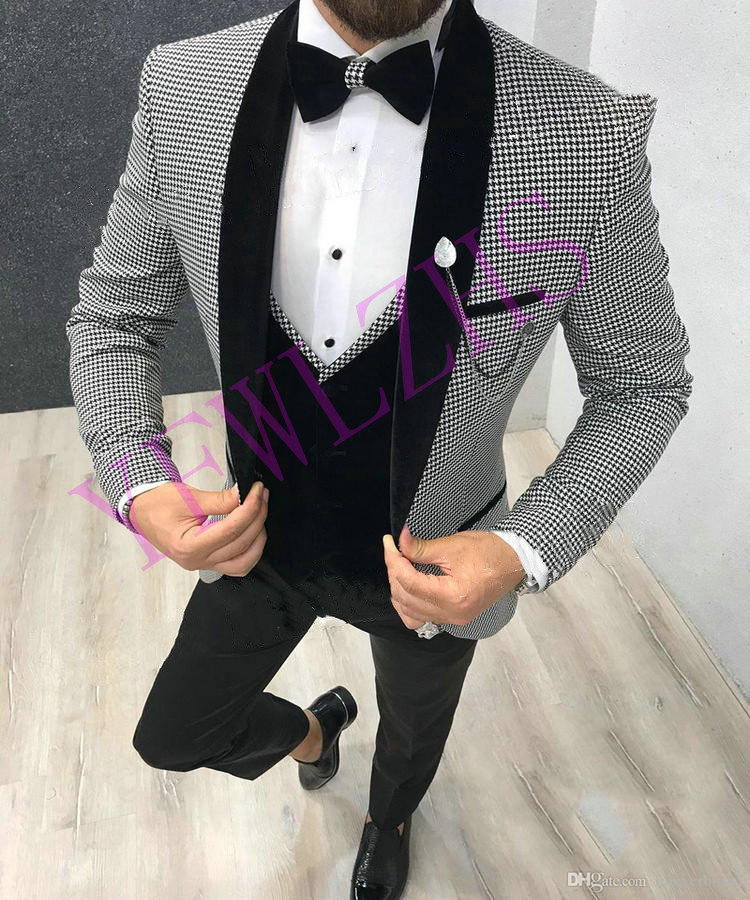 

Handsome Groomsmen Shawl Lapel Groom Tuxedos Mens Wedding Dress Man Jacket Blazer Prom Dinner 3 Piece Suit(Jacket+Pants+Tie+Vest) B205, Same as image