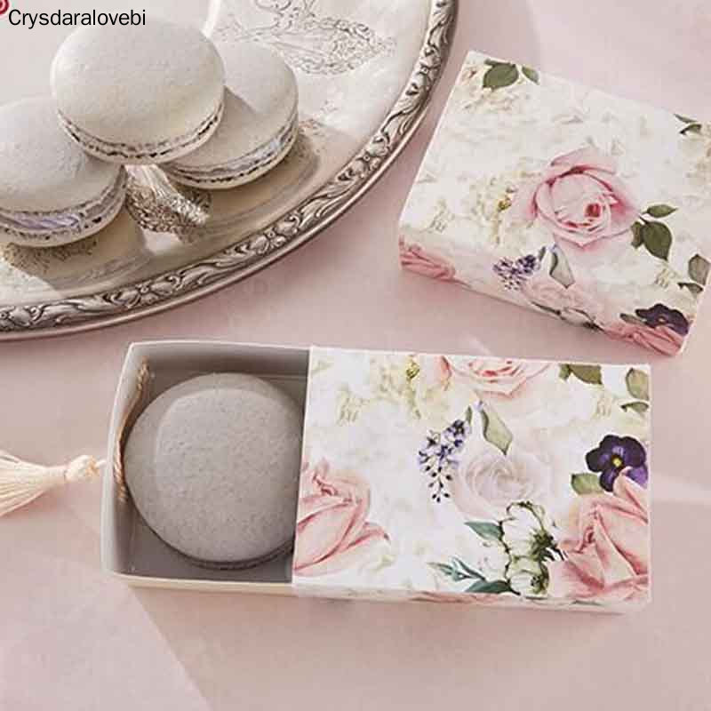 

100pcs creative flower wedding candy boxes cute kraft paper favor box wedding party favour gift candy boxes gift cases supplies