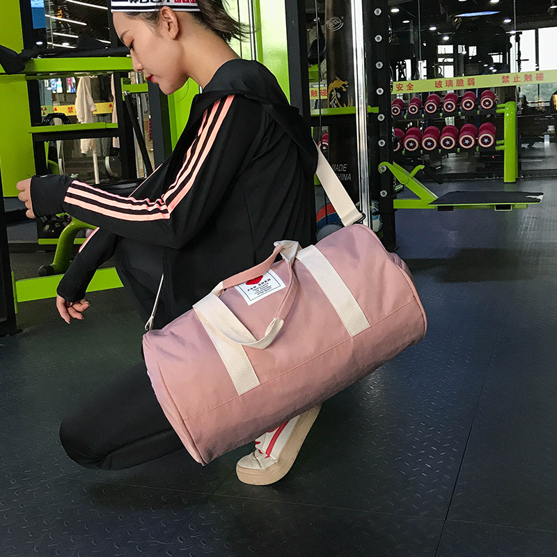 

Couple fitness bag simple yoga sports bag large capacity nylon travel fashion multifunctional layered handbag, Black