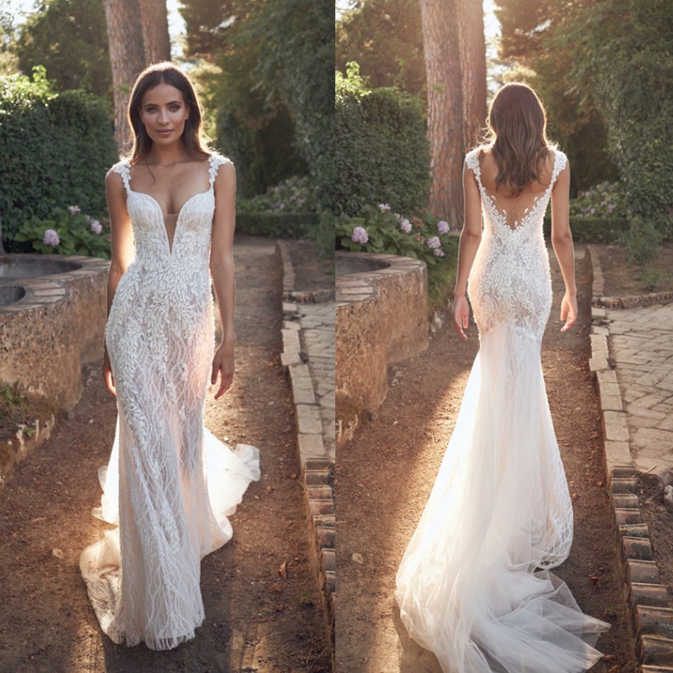 

2020 Crystal Design Mermaid Wedding Dresses Plunging Neck Lace Appliques Backless Beach Wedding Dress Bridal Gowns Trumpet Robes De Mariée, Ivory