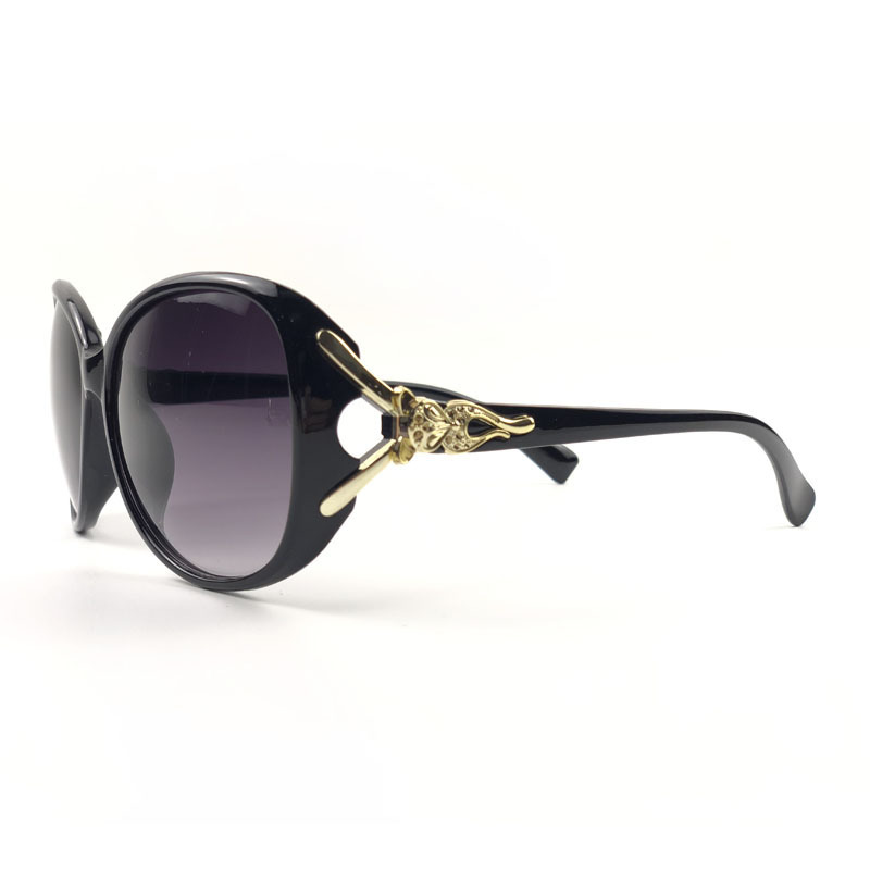 

retro fashion Popular Women Designer Sunglasses Summer generous Style Square Full Frame Top Quality Solid color glasses UV Protection 8842