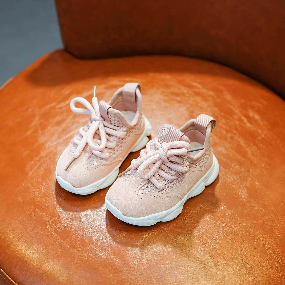 

Kids Designer Sports Shoes Boys and Girls Solid Color Flat Shoes Children Casual Walking Shoe 2020 New Fashion Style Spring Hot Selling, White