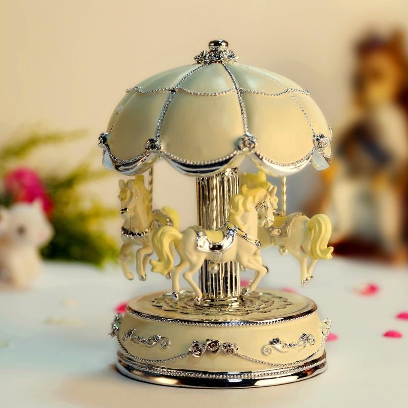 

Silver Flower Umbrella Plating Rocking Horse Music Box