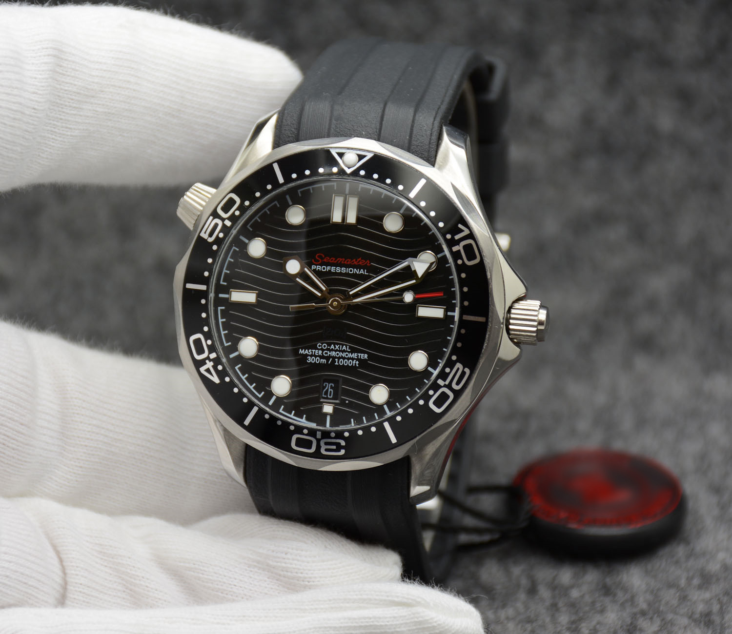 

New 42MM Automatic Outdoor Mens Watches Watch Black Dial With Black Rubber Band Rotatable Bezel and Transparent Case Back Dot Hour Markers, No send watch for shipping