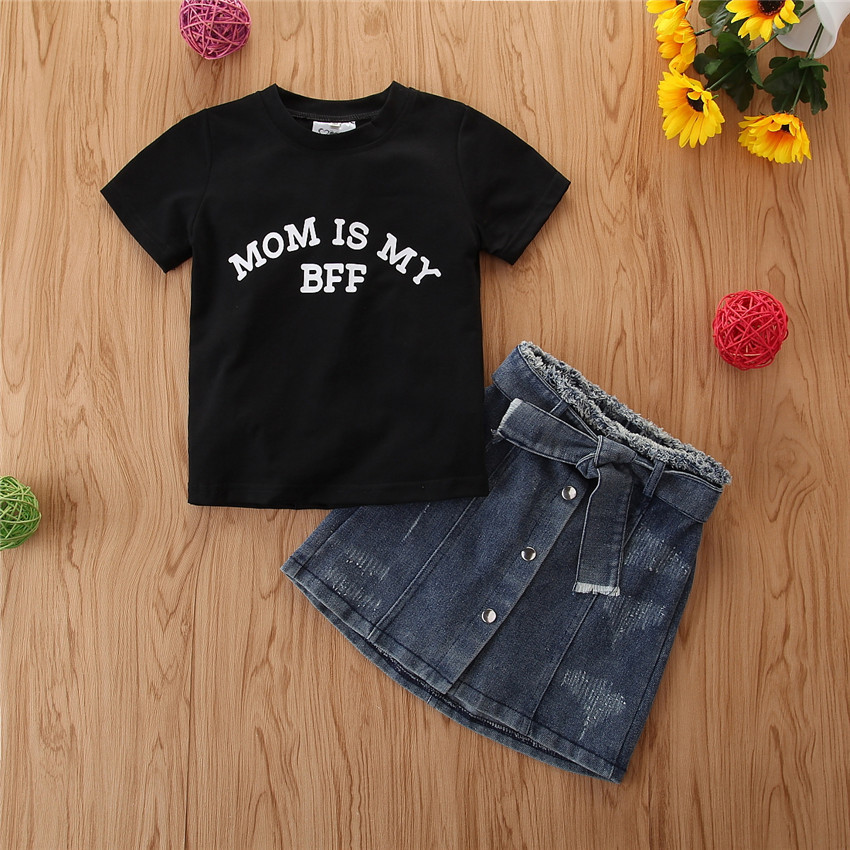 2020 enfants Vêtements fille Set 2 pièces lettres noires T-shirts Hauts + Denim Mini jupe enfants layette INS Vêtements d'été