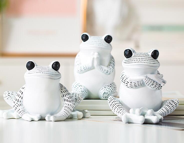 

Nordic Resin Yoga Frog Animal Furniture Creative decoration of living room porch desktop Resin home statues