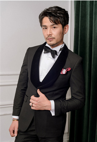 

Handsome Groomsmen Shawl Lapel Groom Tuxedos Mens Wedding Dress Man Jacket Blazer Prom Dinner 3 Piece Suit(Jacket+Pants+Tie+Vest) B153, Same as image