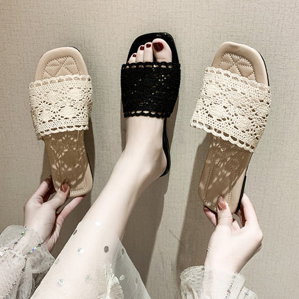 

2020 summer new style Hong Kong style slippers female hollow breathable outer wear net red fashion wild slippers, Beige