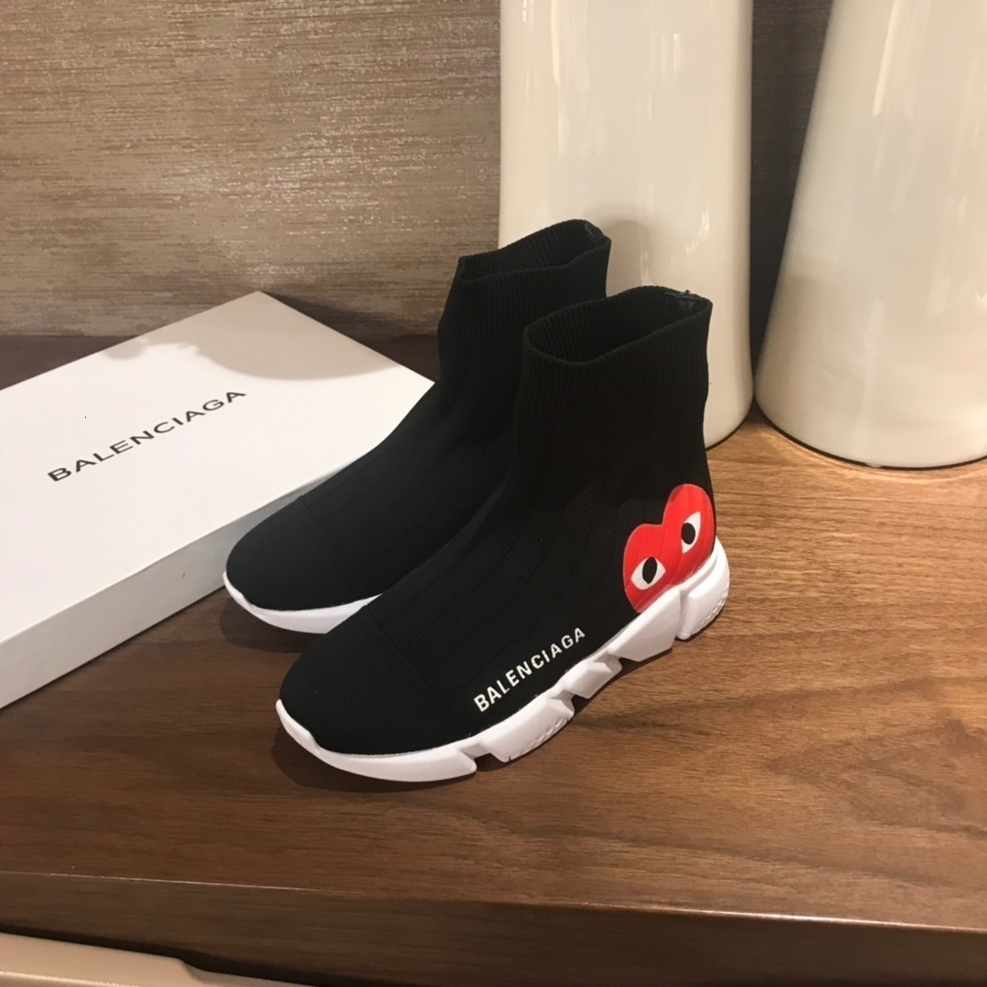 chaussures chaussettes enfant