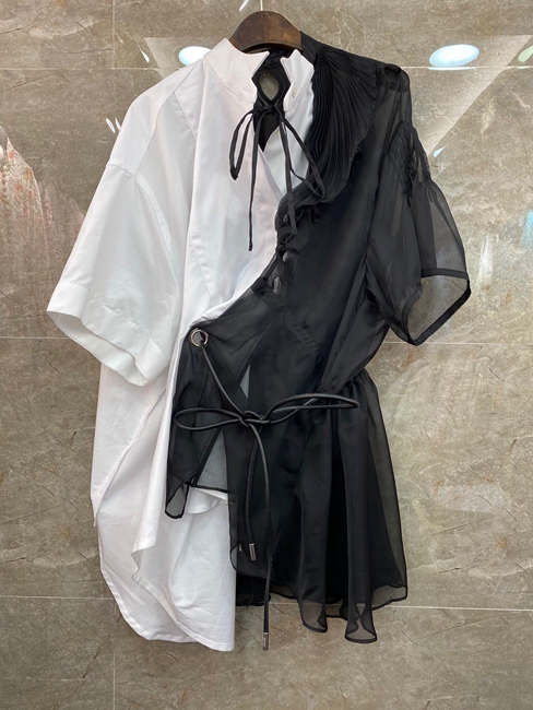 

2020 Spring and Summer New Women' Clothing Lining Tanktop Decoration Irregular Splicing Stripes Perspective Long Coat 421, Black