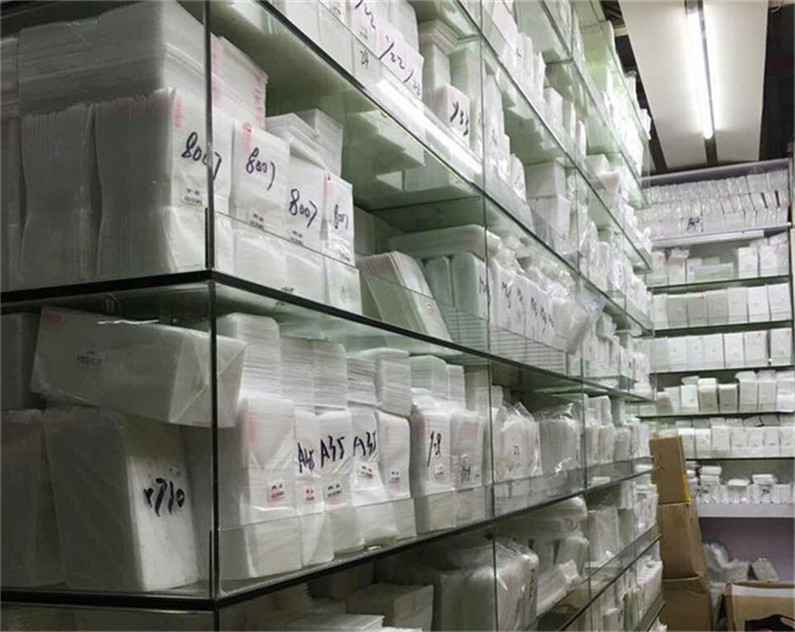 

0.3mm 9H Tempered Glass for iPhone Explosion Proof screen protector Film for iphone 8 7 6s 5s se X XS MAX