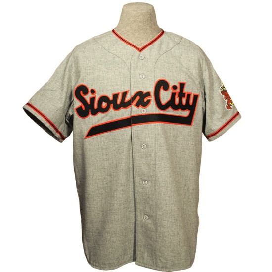 

Sioux City Soos 1951 Road Jersey 100% Stitched Embroidery Logos Vintage Baseball Jerseys Custom Any Name Any Number Free Shipping, Grey any name any number