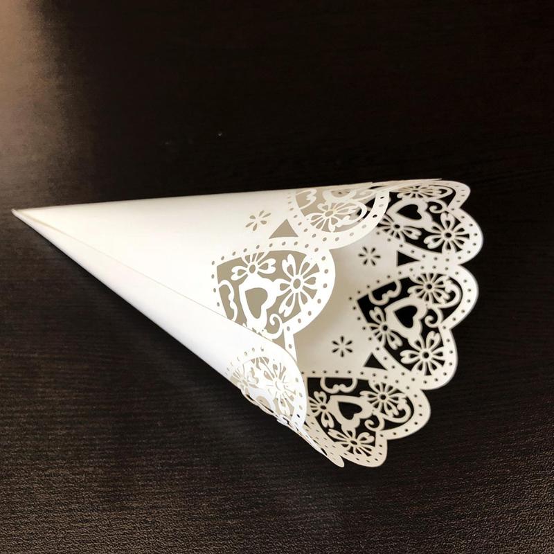 

2019 50PCS/Set Romantic Wedding Valentine's Day Paper Flower Tube Hollow Love Lace Confetti Cone Paper Cup Gift Packing