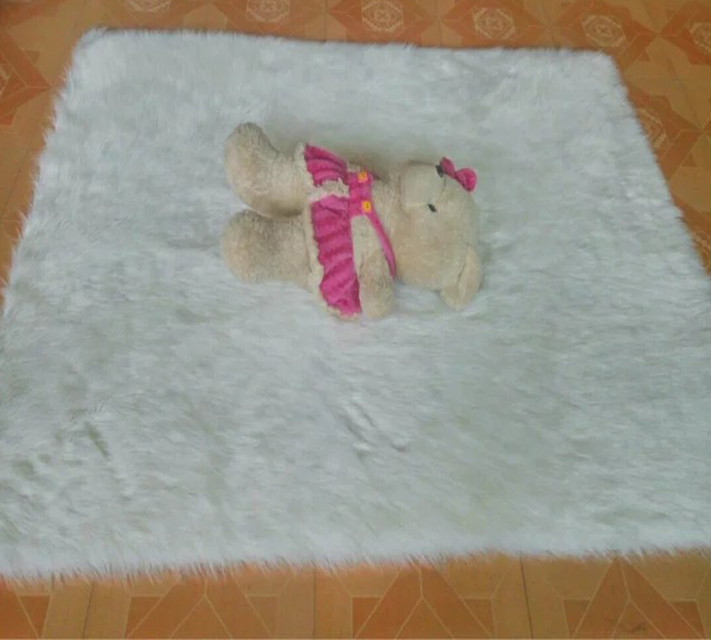 

Soft Faux Sheepskin Rug Hairy Artificial Fur Blanket Floor Mat Faux Sheepskin Area Rug Rugs and Carpets For Living Room, Red