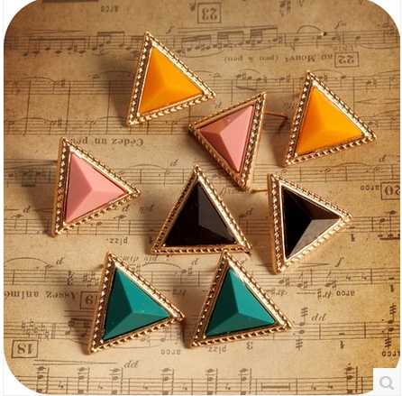 

3 colors European Simple Design Gold Color Alloy Triangle Stud Earrings Geometric Earring for Women Jewelry