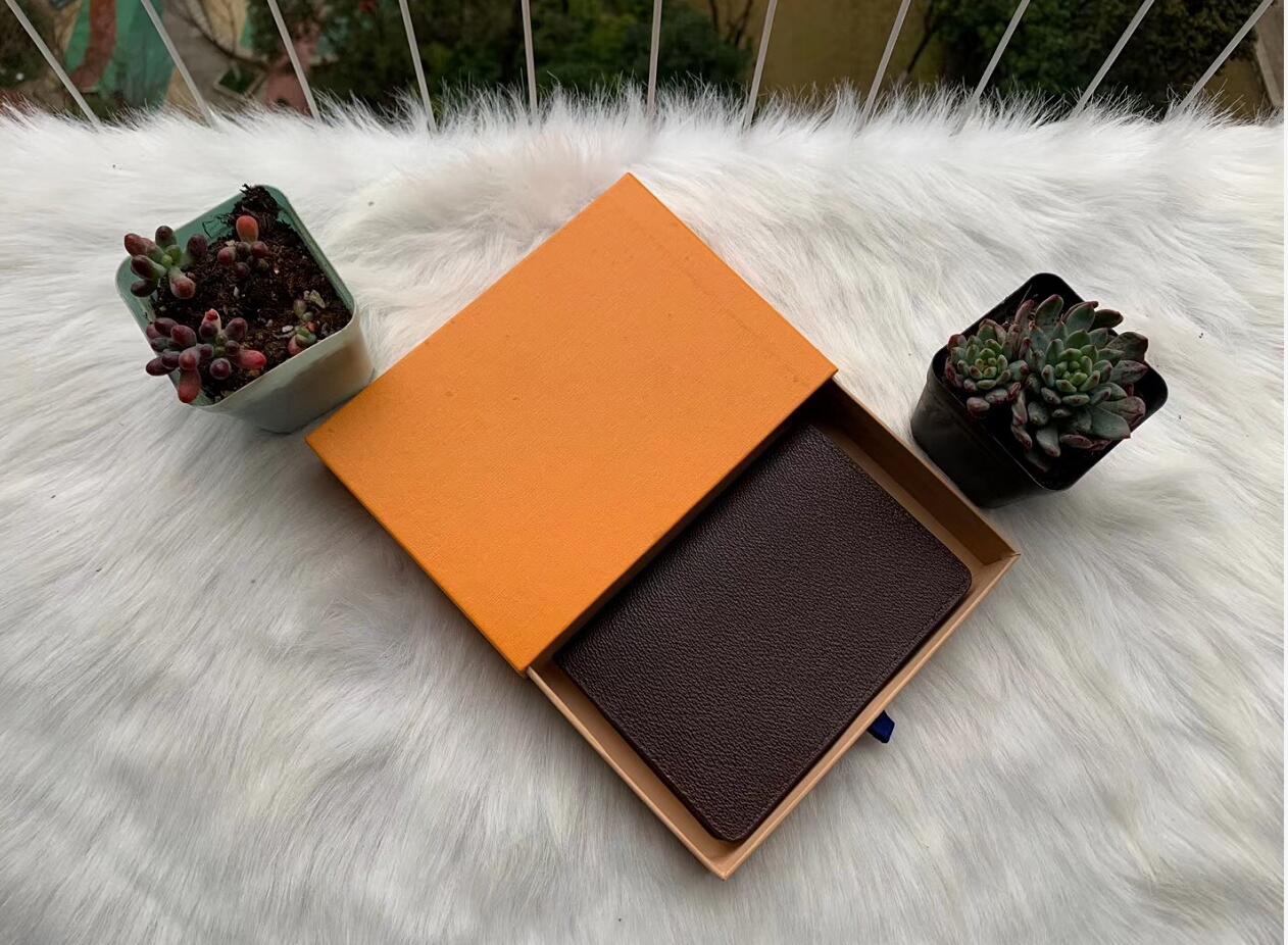 

luxury designer brand women wallets leather passport cover brand credt card holder men business passport holder wallet, White