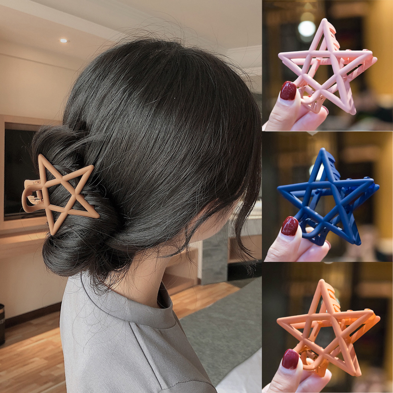 

New Solid Color Hair Claws Crab Handmade Big Hair Clips Hollow Star Geometric Hairpins Makeup Tool Hair Accessories for Women, Slivery;golden