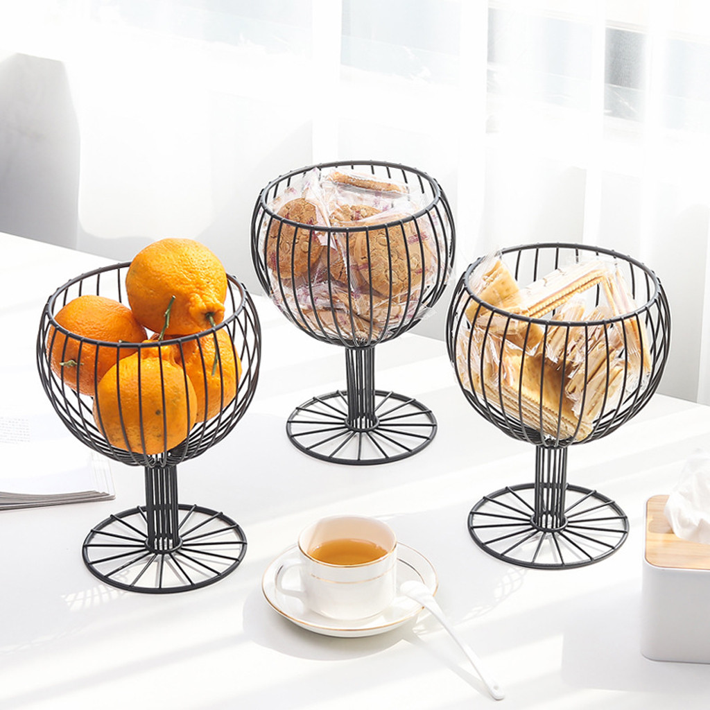

Creative Wine Glass Wrought Iron Snack Storage Basket Snack Tray Dessert Fruit Basket for Home Table Decor Party Fruit Tray