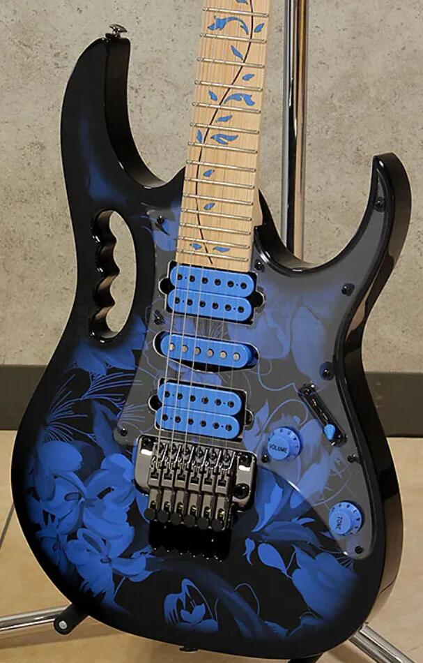 Lego Acústica De Guitarra Con Cuello Y Cadenas De Plata Patrón Negro