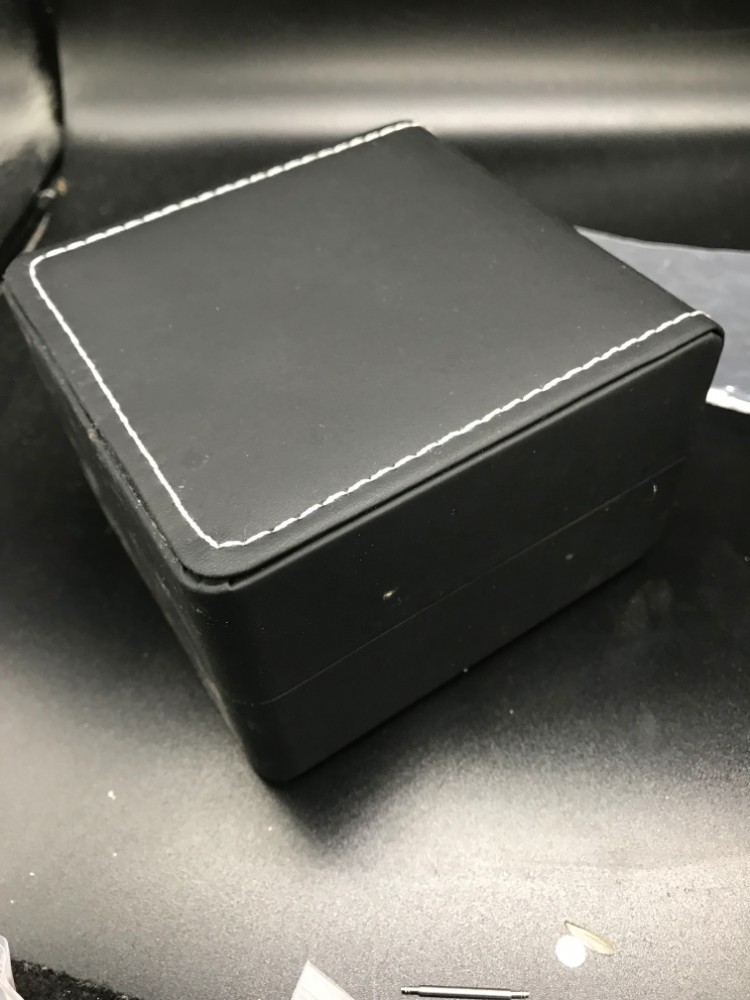 

watch box or Original Suitable for High Grade Wristwatches,Wholesale&Reatail&Customize Boxes Hour Factory Price 45686
