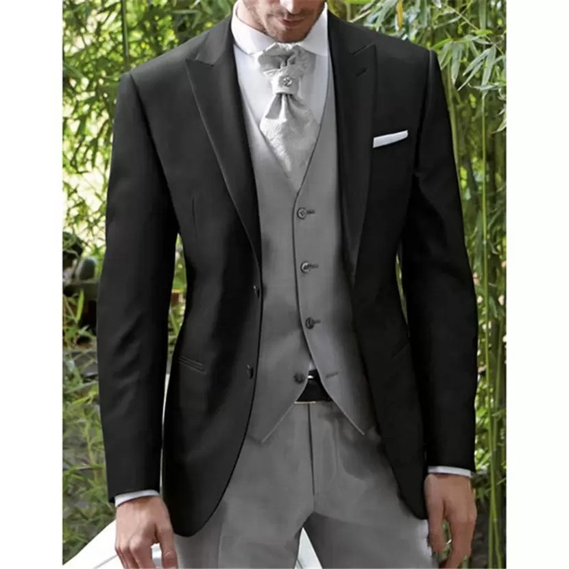 

Hot Recommend Black Groom Tuxedos Peak Lapel Men Formal Suits Business Men Wear Wedding Prom Dinner Suits (Jacket+Pants+Tie+Vest) 622, Same as image