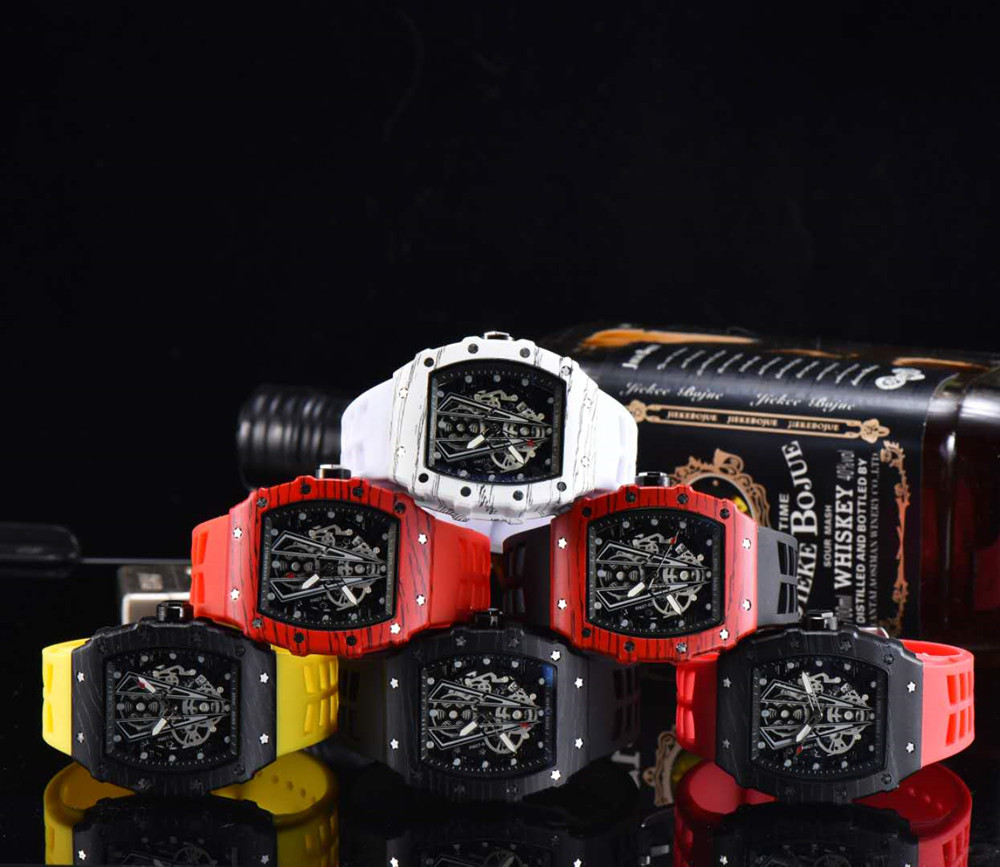

Wholesale High Quality Mens Luxury Watch Brand Male Sport Wristwatch Quartz Movement Rubber Strap Classic Designer Watches with Date, Slivery;brown