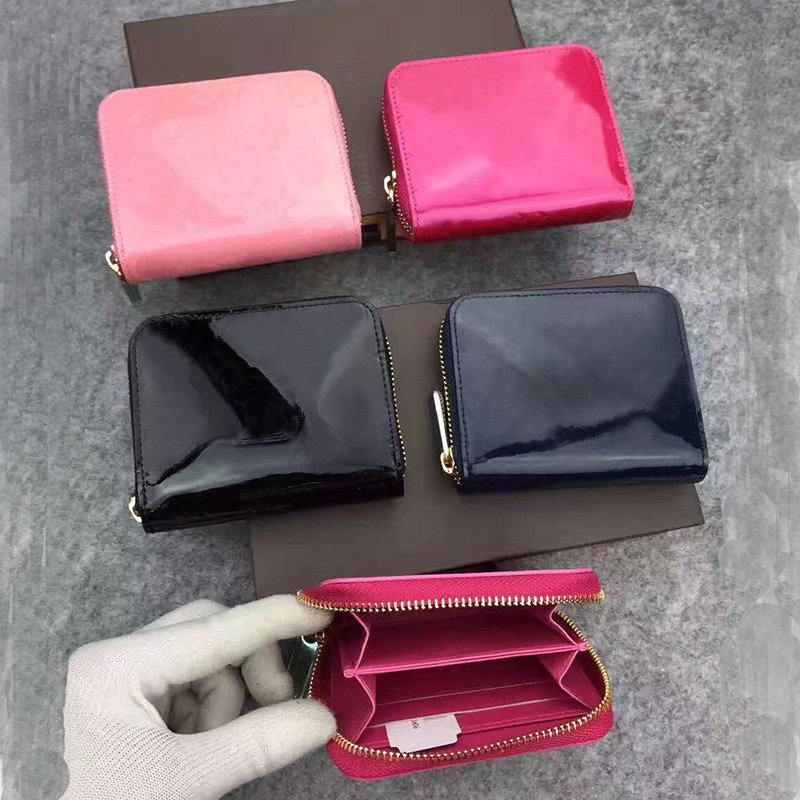 

Wholesale Patent Leather Shinny Short Wallet Fashion High Quality Original Box Coin Purse Women Wallet Classic Zipper Pocket, Red