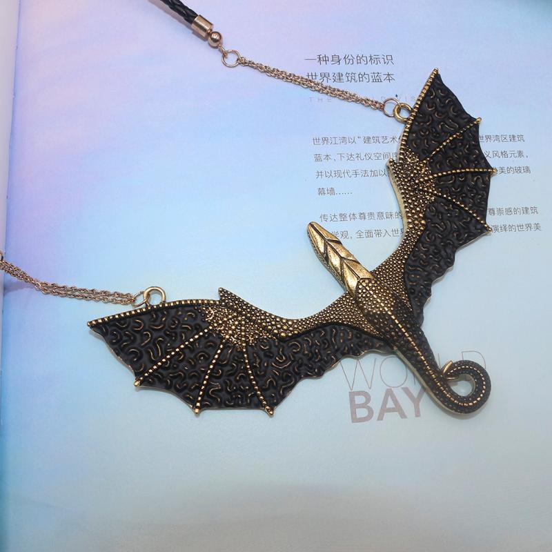

Punk Retro Gothic Jewelry Antique Black Gold Dragon Pendant Necklace Vintage Pterosaur Charm Necklace Women Man Gift Drop Ship