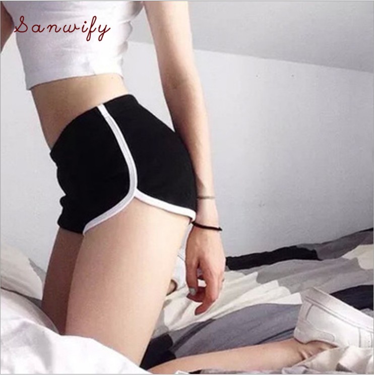 

2020 Sports Shorts Women's Home Leisure Solid Color Yoga Beach Pants Candy Color Hot Pants, Gray
