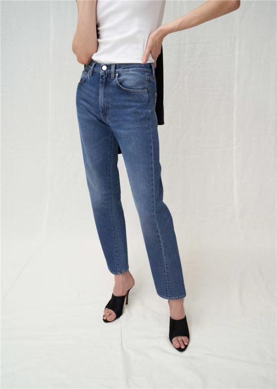 

Obrix Female Casual Demin Jeans Mid Waist American European Style Shortened Jeans For Women, Denim