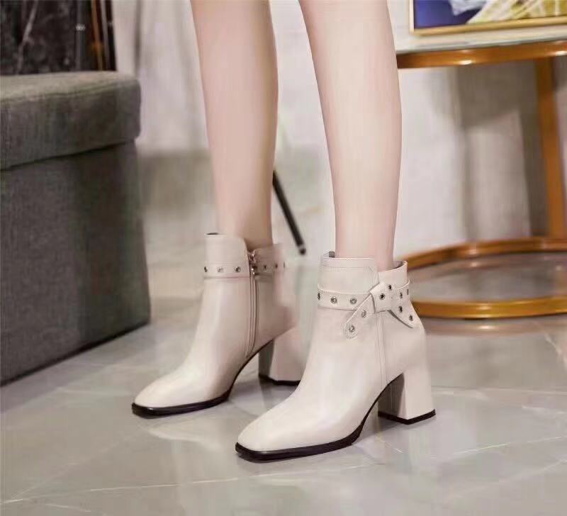 

FASHIONVILLE ~ 2019091705 BLACK/CREAM ANKLE BOW 7CM CHUNKY HEEL HIGH SHORT BOOTS, White