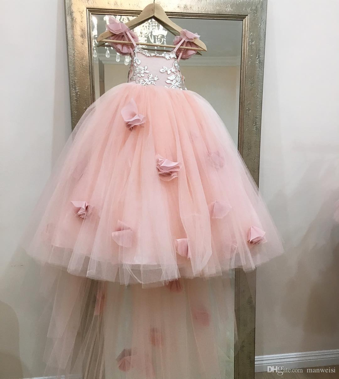 

Blush Pink Flower Girls Dresses Appliques Spaghetti Straps Ball Gown Ruffles Pageant Dresses for Girls Long Girl Dresses for Wedding