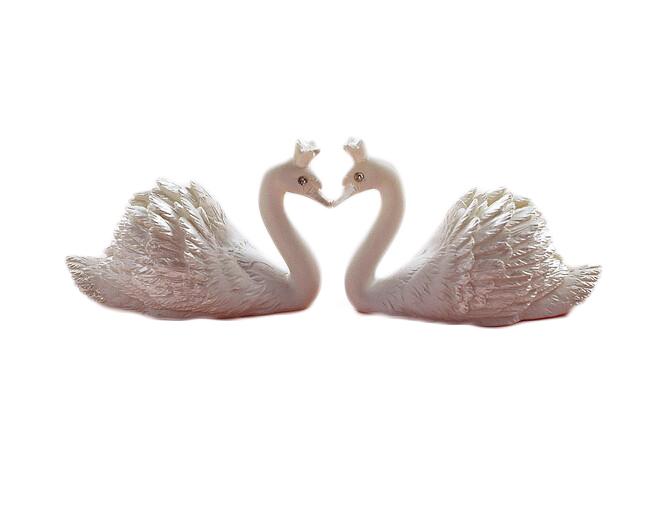 swan wedding centerpieces