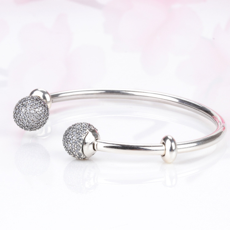 

Top Quality Moments Open Bangle Pave Caps With Cubic Zirconia Bangle Pan Bracelet Fit Bead Charm 925 Sterling Silver Jewelry J190722
