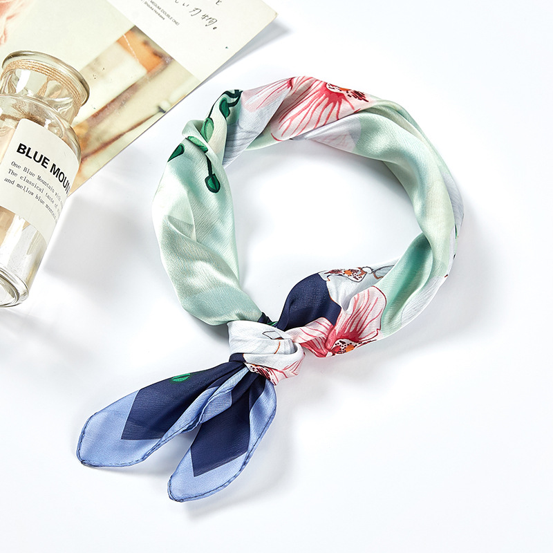 

Dot Print Kerchief Silk Satin Hair Scarf For Women Small Shawls Fashion Hair Scarfs Female 53*53cm Square Bag Scarves For Ladies