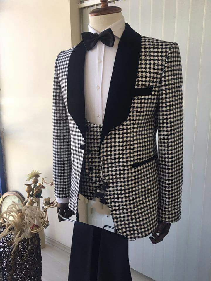 

Handsome Jacquard Groom Tuxedos MenSuits Custom Made Formal Suit for Men Wedding/Prom/Dinner Bestmen (Jacket+Tie+Vest+Pants) 04, Same as image