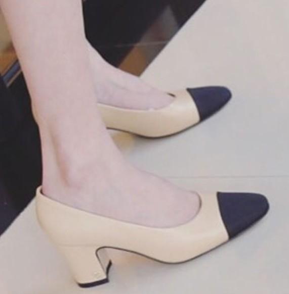 

best quality! U521 34/40 GENUINE LEATHER CLASSIC MATCHED MED HEELS, Beige/ask size first